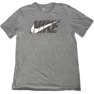 Nike T Shirt M Gray Athletic Cut Large Swoosh Logo Short Sleeve Mens Tee